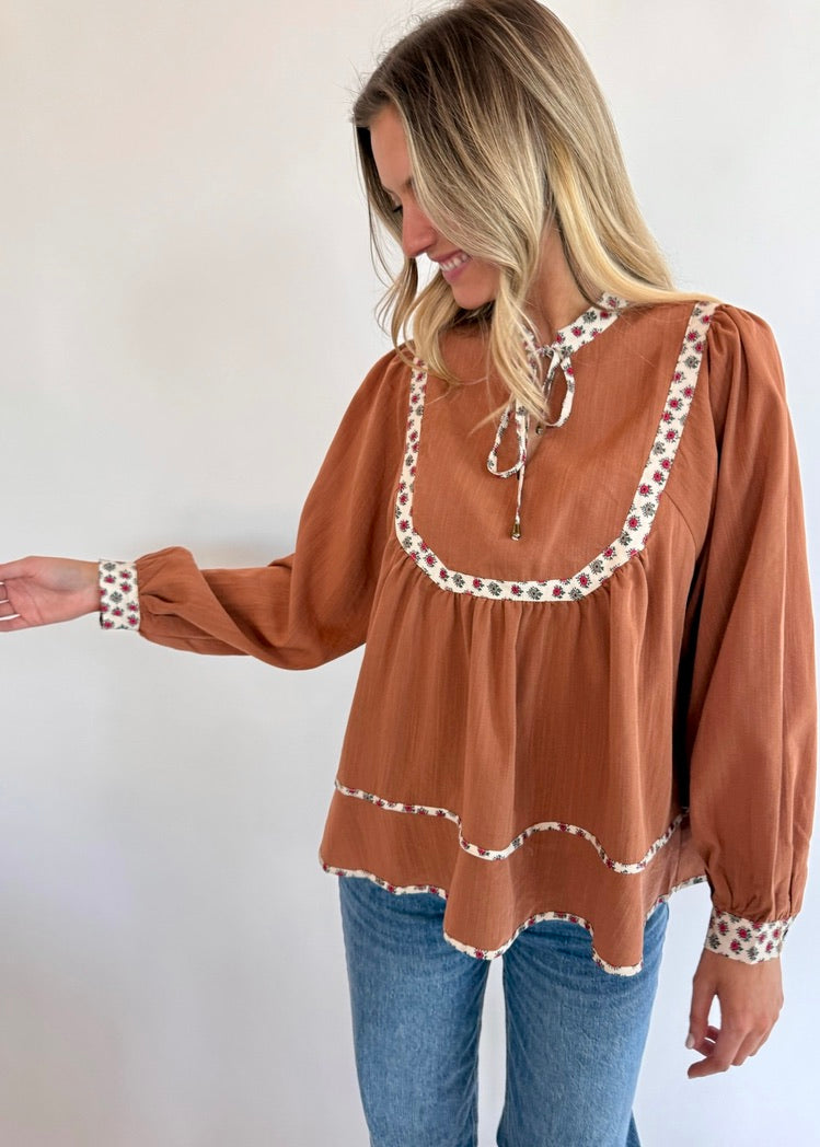 LACY BLOUSE